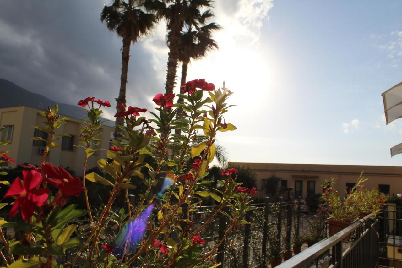 Atlantide Holiday Apartments Castellammare di Stabia Exterior foto