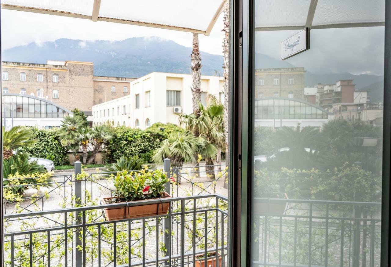 Atlantide Holiday Apartments Castellammare di Stabia Exterior foto